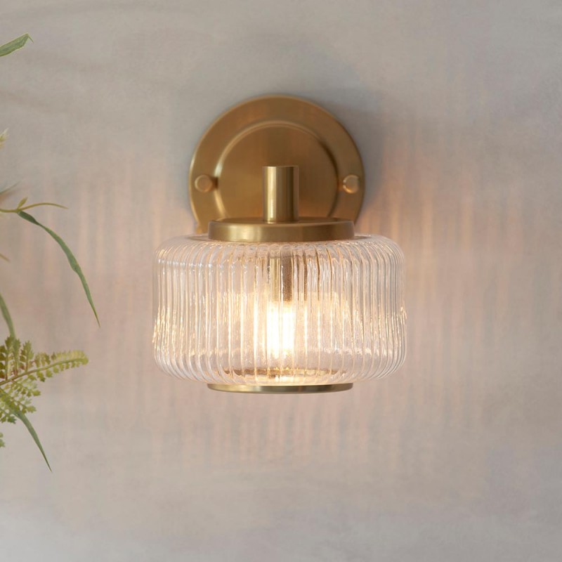 - Stamford - Brushed Aged Brass Wall Lamp with Clear Ribbed Glass Endon-120633 - Stamford - Brushed Aged Brass Wall Lamp with Clear Ribbed Glass