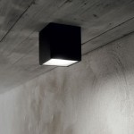 Techo - Surface-Mounted Black Ceiling Light IP54 Techo - Surface-Mounted Black Ceiling Light IP54