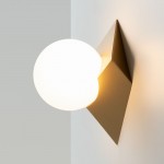 Cubeo - Brass Wall Lamp with White Glass
