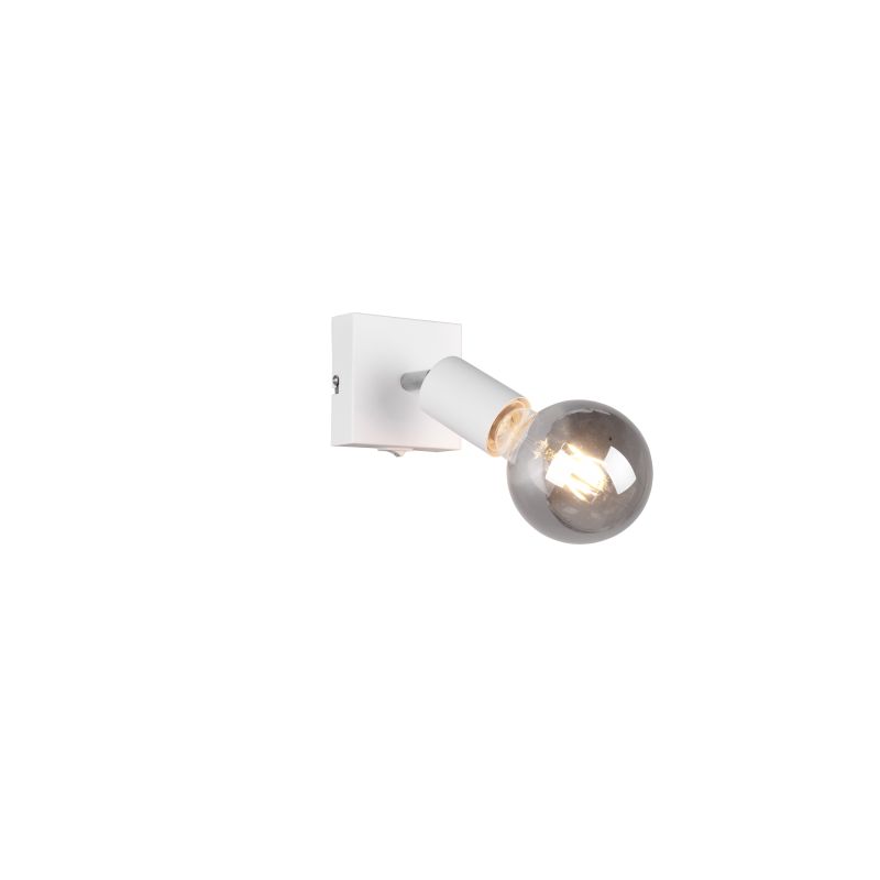 Trio-R80181731 - Vannes - Matt White Spotlight