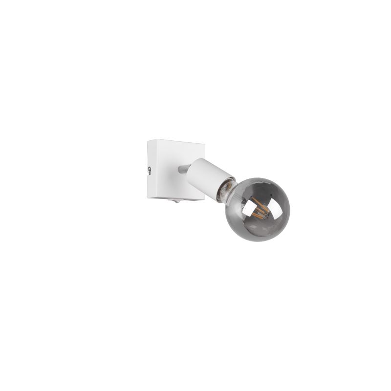 Trio-R80181731 - Vannes - Matt White Spotlight